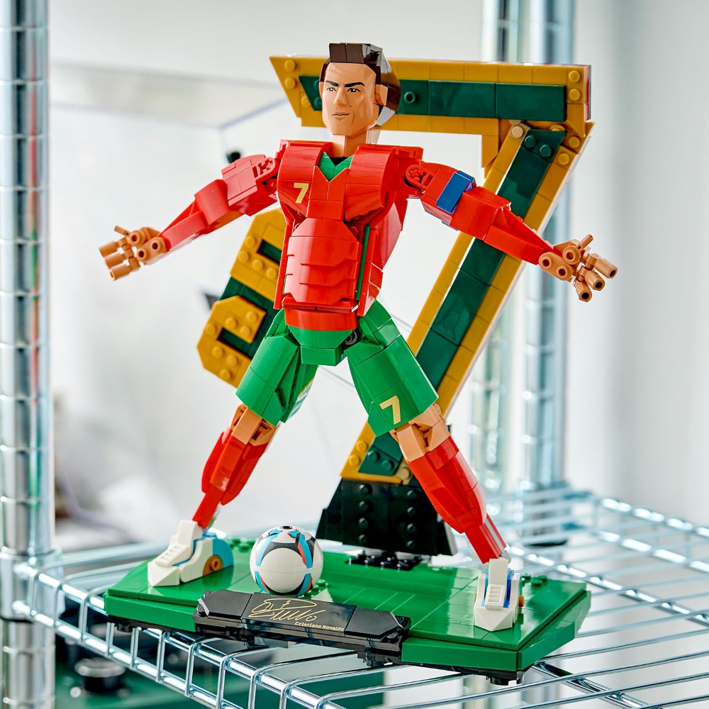 LEGO Editions Football - Cristiano Ronaldo – Leggenda del calcio 43016