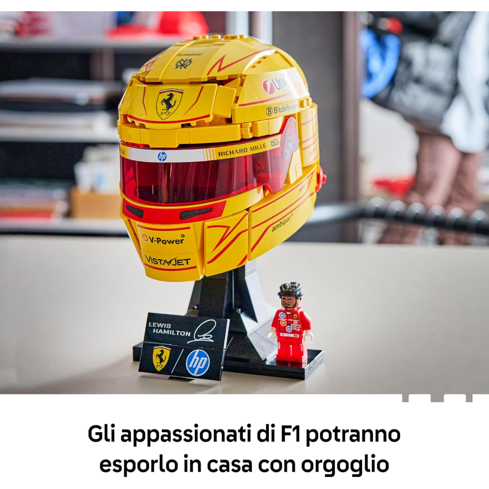 LEGO Editions Formula 1 - Scuderia Ferrari HP Lewis Hamilton Helmet 43022