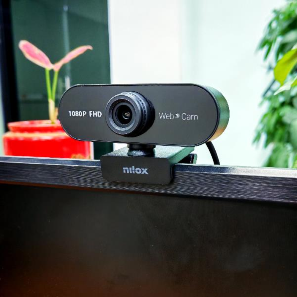 NILOX TECH - Webcam con risoluzione 1080p X Skype, Hangouts, Zoom, Plug & Play, risoluzione Full HD a 30 fps, USB