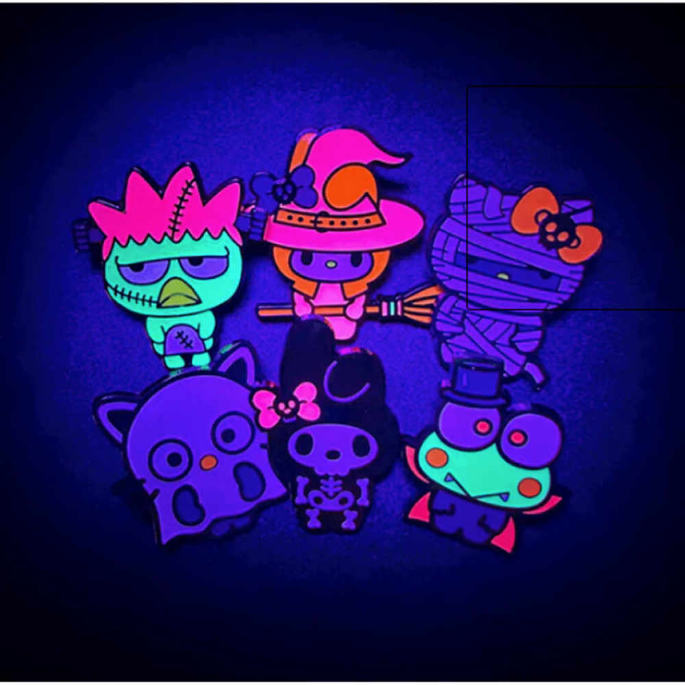  Loungefly - SANRIO HALLOWEEN COS BLIND ENAMEL PINS - SANPN0142