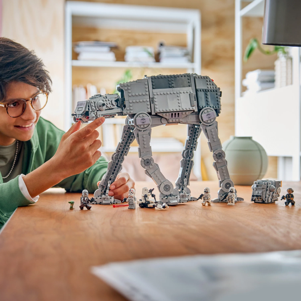 LEGO Star Wars - Reliquia Imperiale AT-AT™ con INT-4 75454 