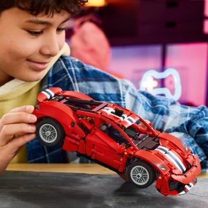 LEGO TECHNIC - Ferrari 488 PISTA Car 42235 